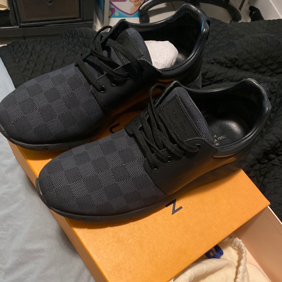 Louis Vuitton Other - Louis vuitton fast lane sneakera